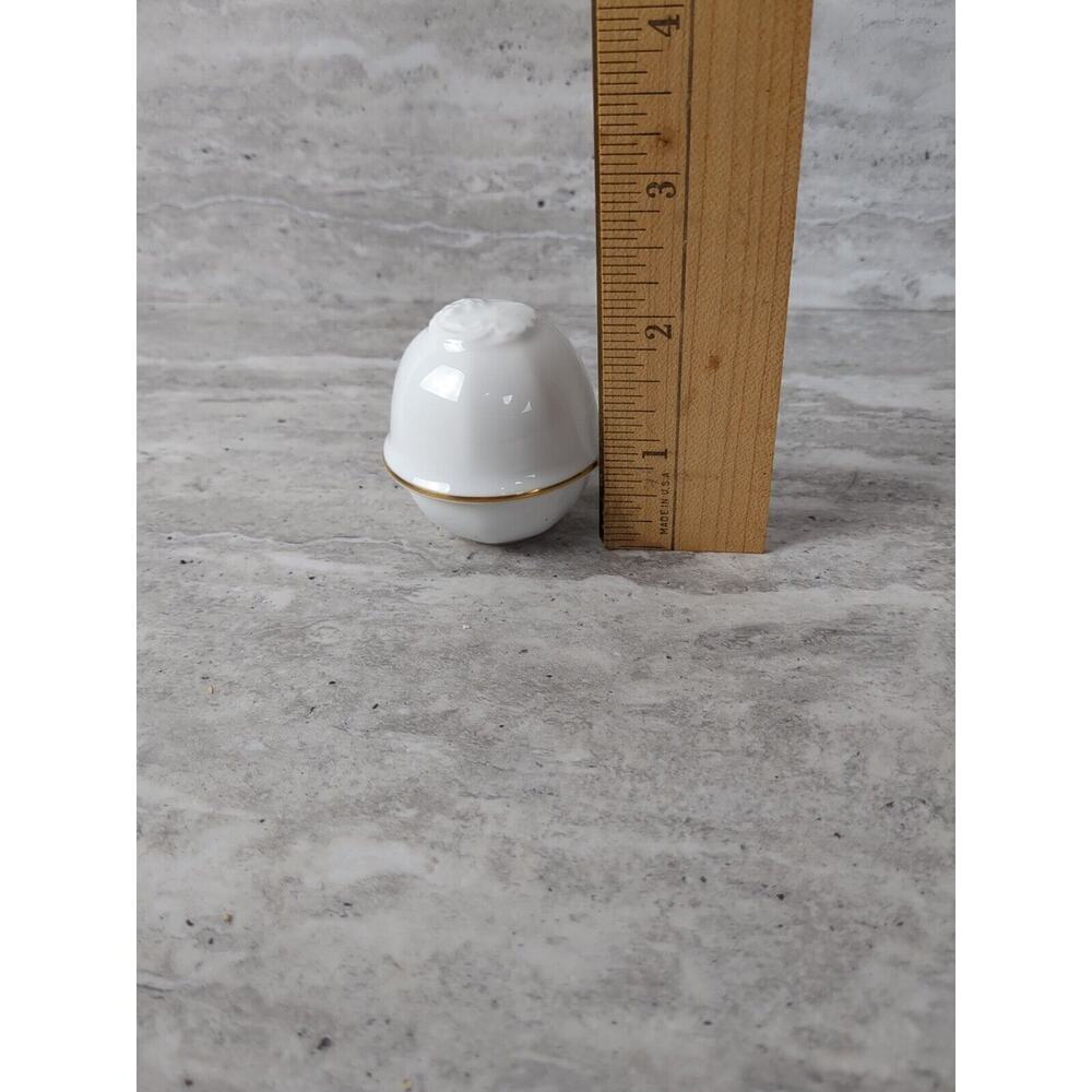 Trinket Box Dish w Lid, Okura Japan, Round, White w Gold Trim - Picture 8 of 9